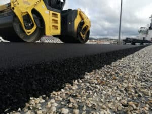 Oltre ad offrire asfalti di alta qualità, Imprendo si impegna a garantire la sicurezza in conformità con le normative vigenti